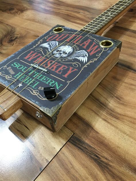 weeklyhouse cigar box guitar